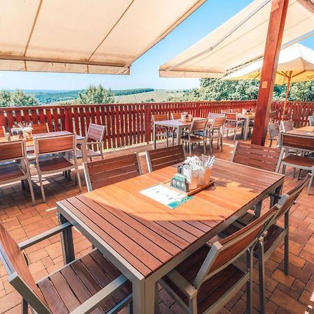 Farma Ovci Terasy Villa Němčičky Exteriör bild