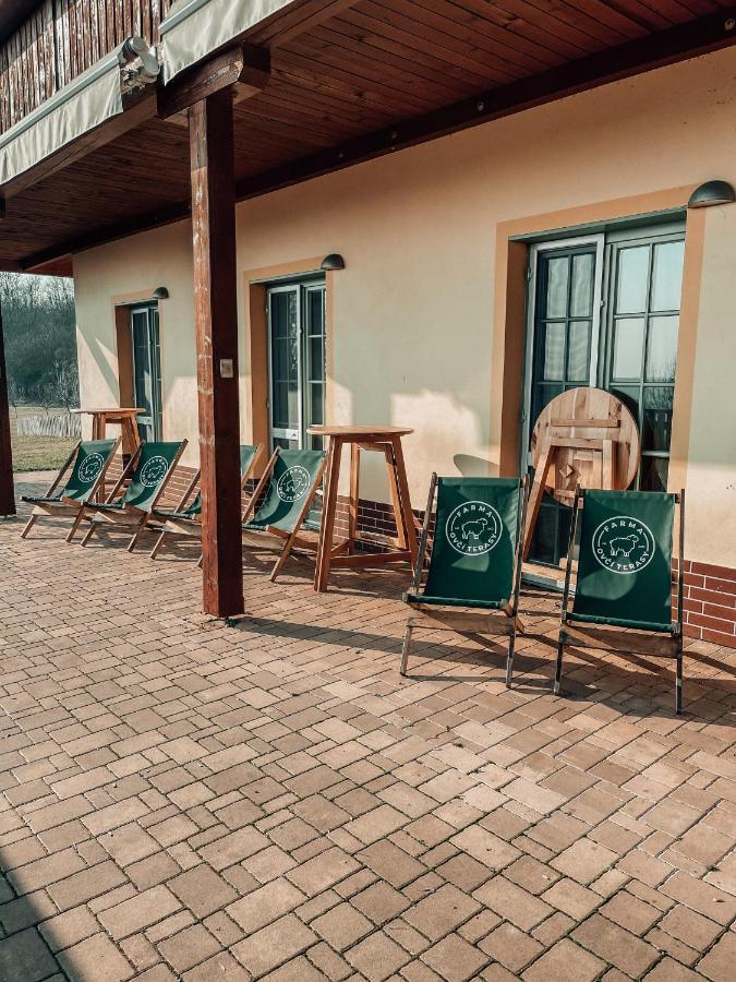 Farma Ovci Terasy Villa Němčičky Exteriör bild