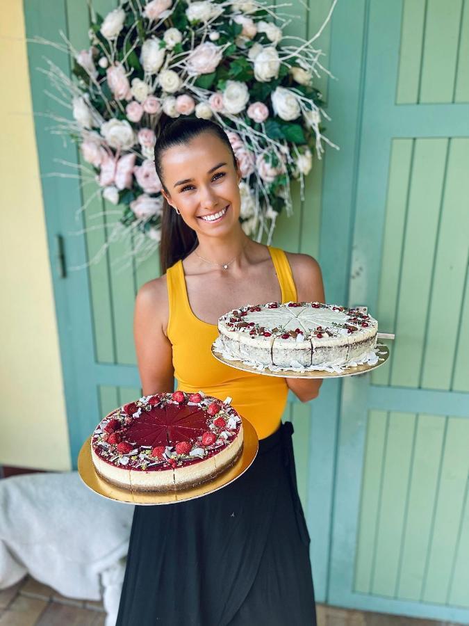 Farma Ovci Terasy Villa Němčičky Exteriör bild